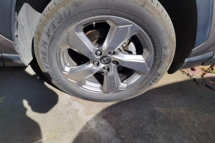 Used Toyota RAV4 2020 2.0L CVT 4x4 Trend Edition
