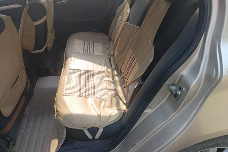 Used Roewe 350 2015 1.5L Manual Luxury Sunroof Edition