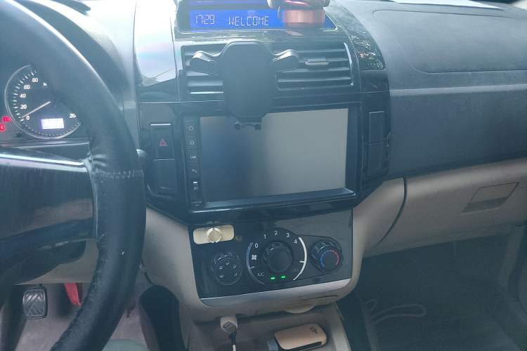 Used BAIC Weiwang M30 2017 1.5L M30S Standard DAM15DL
