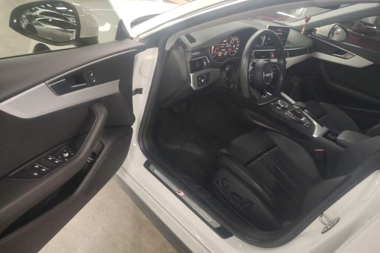 Used Audi A5 2017 Sportback 45 TFSI Sport Edition