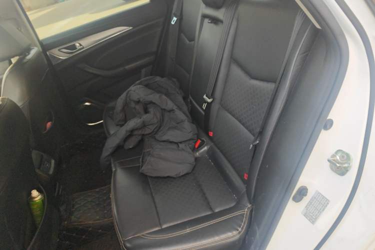 Used CHANGAN Eado 2018 1.6L GDI Automatic Fashion Edition
