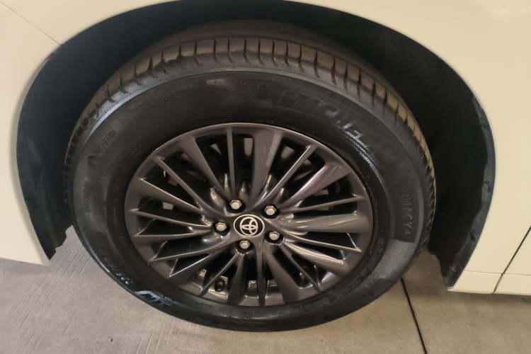 Used Toyota Alphard 2020 Dual-Engine 2.5L Prestige Edition
