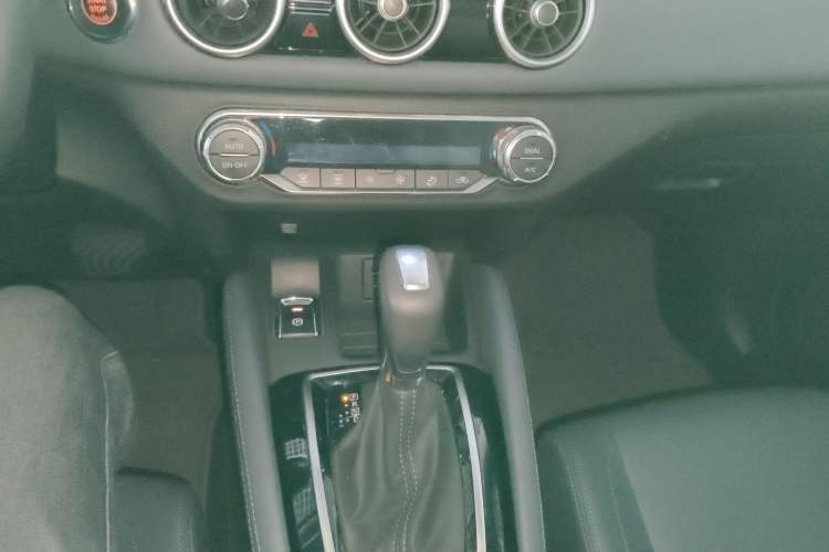 Used Nissan Qashqai 2025 Honor 2.0L CVT XV+ Leading Edition