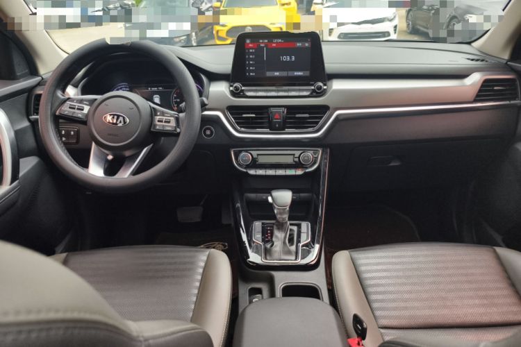 Used Kia Sportage R 2019 2.0L Automatic Smart Luxury Edition Center Console