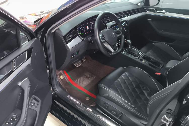 Used Volkswagen Magotan GTE Plug-in Hybrid 2022 GTE Luxury Model