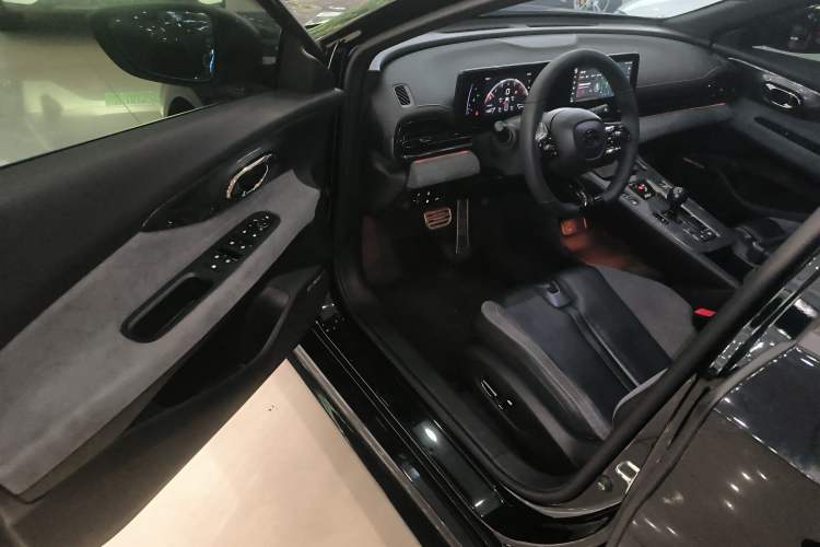 Used GAC Trumpchi EMPOW 2024 400T Automatic Yingbao R PRO Edition
