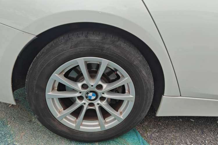 Used BMW 3 Series 2016 316i Fashion Model