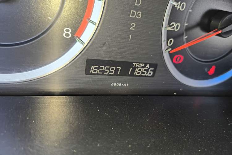 Used Honda Accord 2011 2.4L EX Odometer Close Up