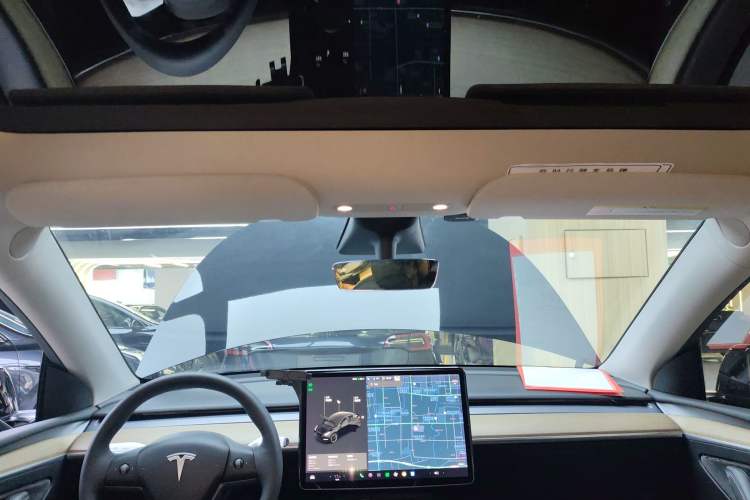 Used Tesla Model Y 2021 Long-Range All-Wheel-Drive Version 3D7
