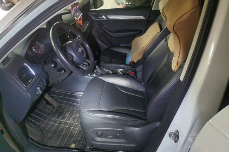 Used Audi Q3 2013 35 TFSI Comfort Model Left Front Seat