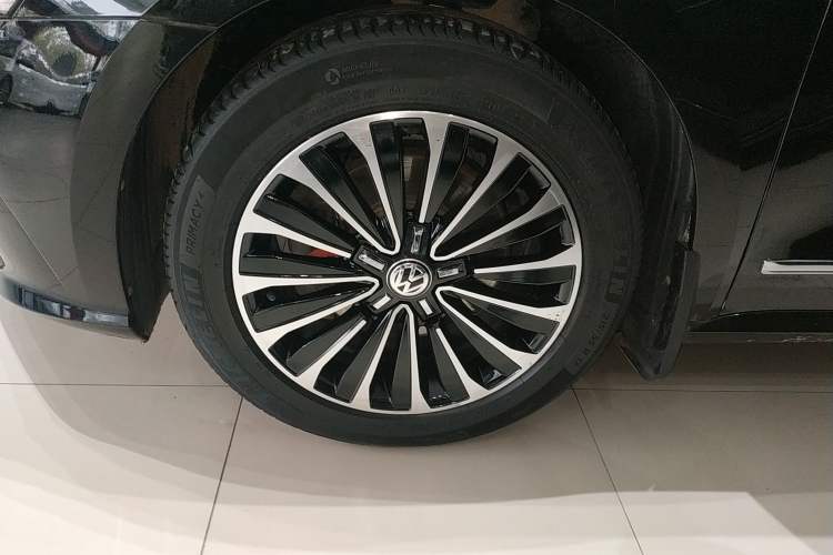 Used Volkswagen Passat 2017 330TSI DSG Luxury Edition
