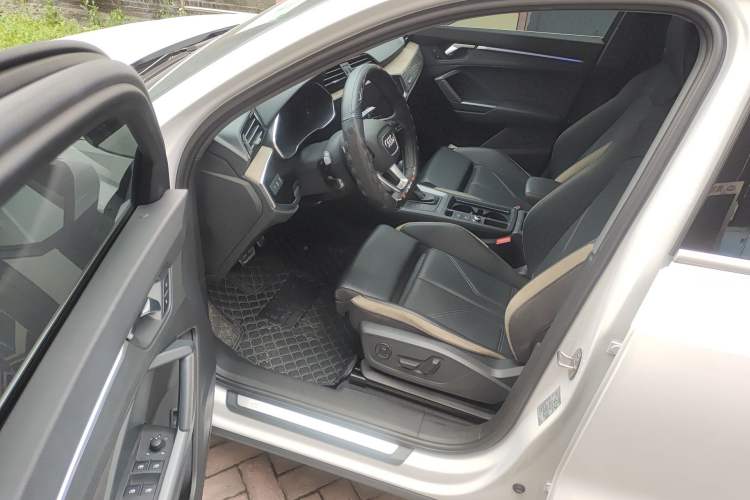 Used Audi Q3 2024 35 TFSI Stylish and Elegant Edition
