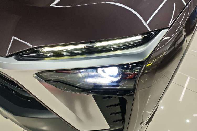 Used Nio ES8 2020 415 km Range 6-Seater Version