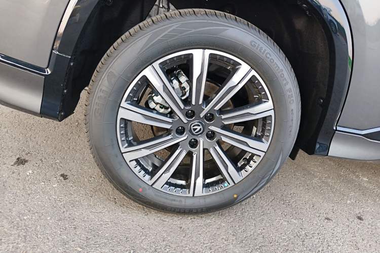 Used Changan CS75 PLUS 2026 Model, Smart Champion Edition 1.5T New Blue Whale Smart Navigation Version