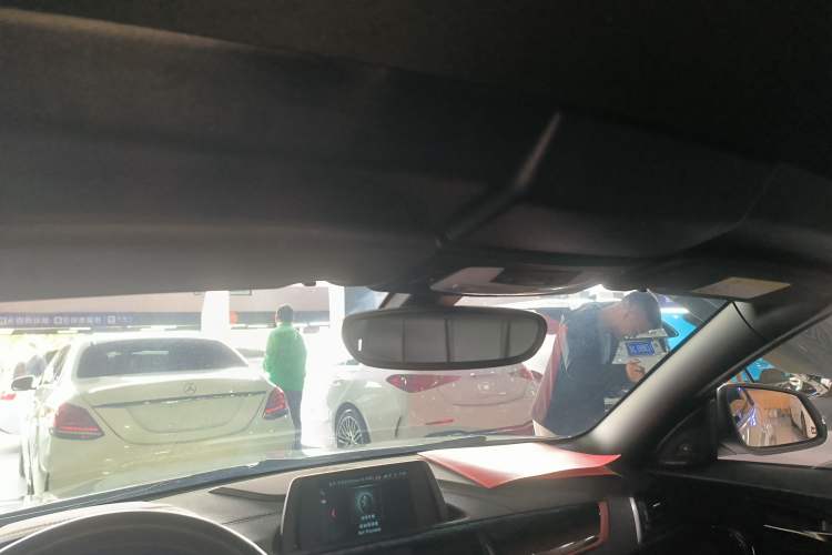 Used BMW 2 Series (Import) 2019 225i Convertible Coupe Sports Design Package