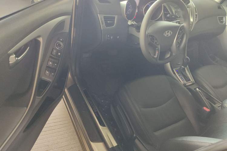 Used Hyundai Elantra (5th Generation / Langdong) 2016 1.6L Automatic Prestige Model Driver Seat