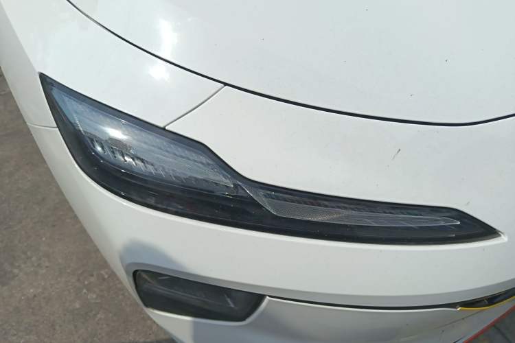 Used Roewe D6 2025 450km Deluxe Edition

