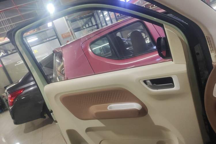 Used Wuling Hongguang MINIEV 2024 3rd Generation 215km Youth Edition