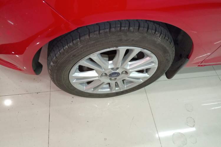 Used Ford Fiesta 2013 Hatchback 1.5L Automatic Fashion Edition
