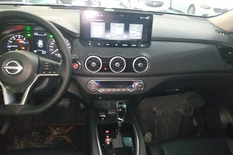 Used Nissan X-Trail 2025 Honor 2.0L Two-Wheel Drive Genuine Edition