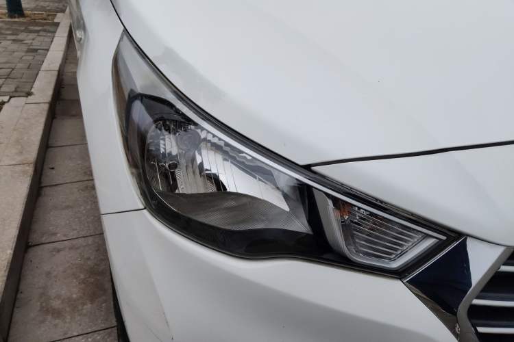 Used Hyundai Verna (new generation) 2016 1.4L Automatic Cool Edition GLS
