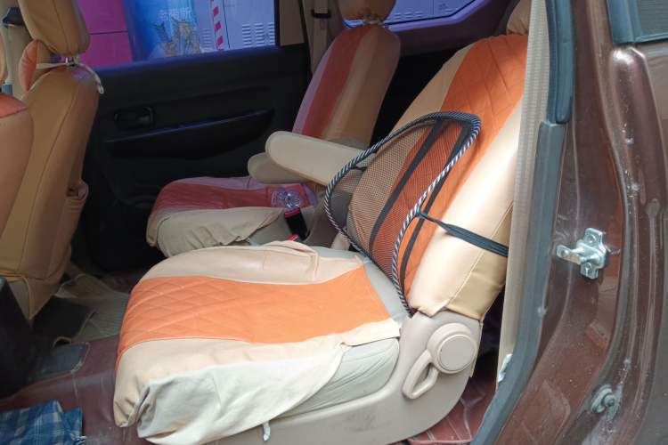 Used Wuling Hongguang 2014 1.5L S Standard Version Left Rear Seat