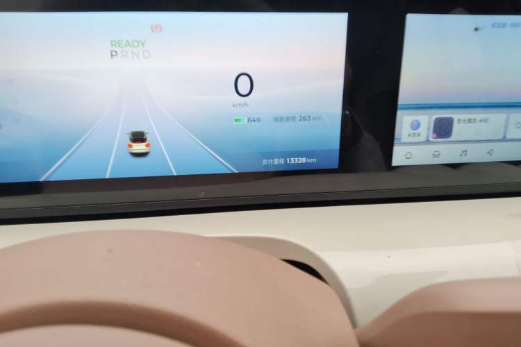 Used Wuling Bingo 2025 410 km Lingxi Deluxe Edition Odometer Close Up