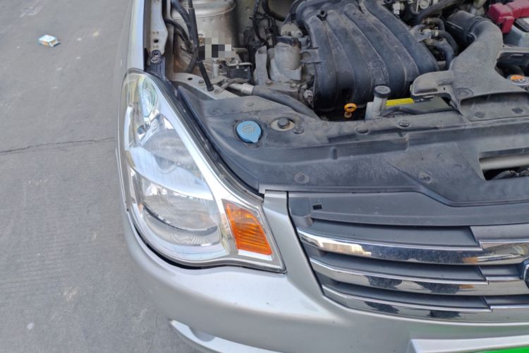 Used Nissan Sylphy 2012 Classic 1.6XE Automatic Comfort Edition Right Front Headlight