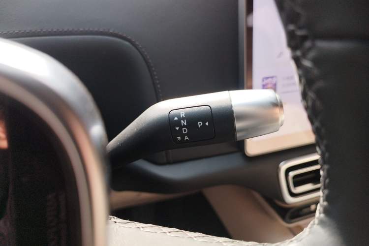 Used Li Auto L8 2023 Air model