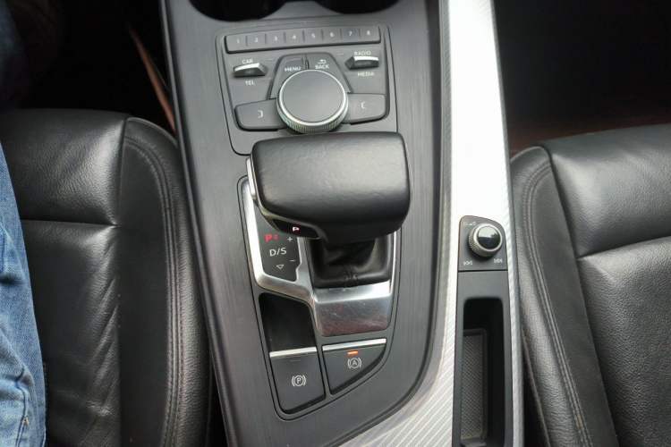Used Audi A4L 2017 40 TFSI Fashion Model