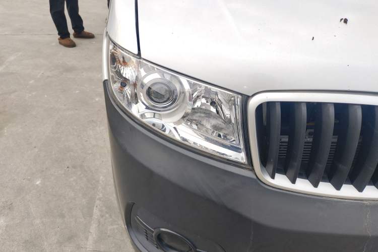 Used Jinbei Hiace X30 