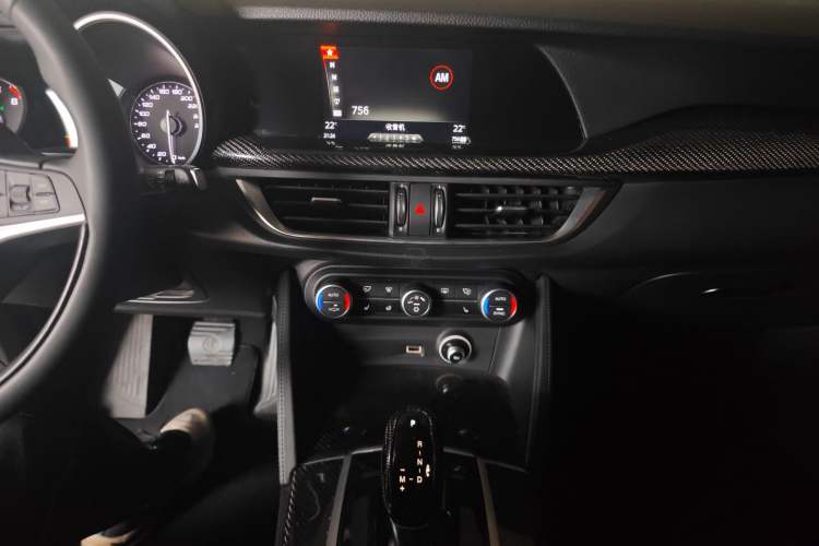 Used Alfa Romeo Stelvio 2017 2.0T 200HP Elite Edition
