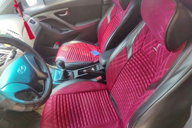 Used Hyundai Elantra (5th Generation / Langdong) 2015 1.6L Manual Leading Model
