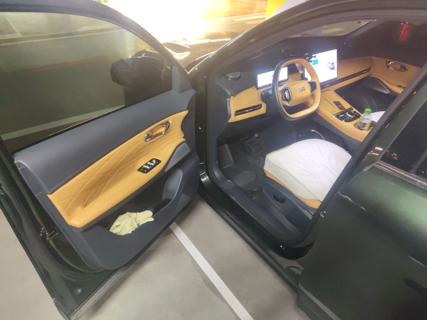 Geely Galaxy Xingjian 7 EM-i 2025 120km Exploration+ Version — снимка 16