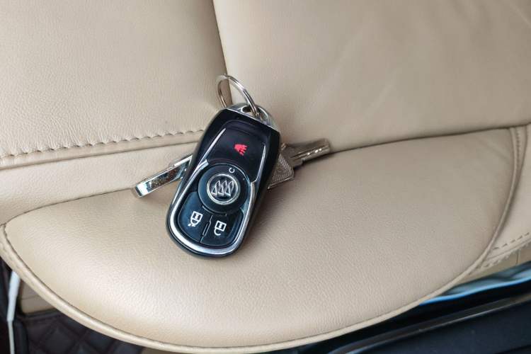 Used Buick GL8 2018 ES 28T Premium Model China VI Standard Vehicle Key