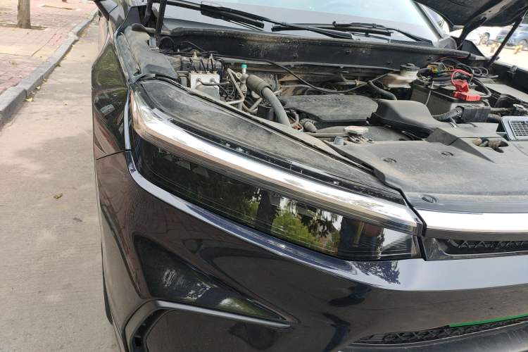 Used Honda Breeze 2023 240TURBO Two-Wheel-Drive Luxury Edition 5 Seats Right Front Headlight