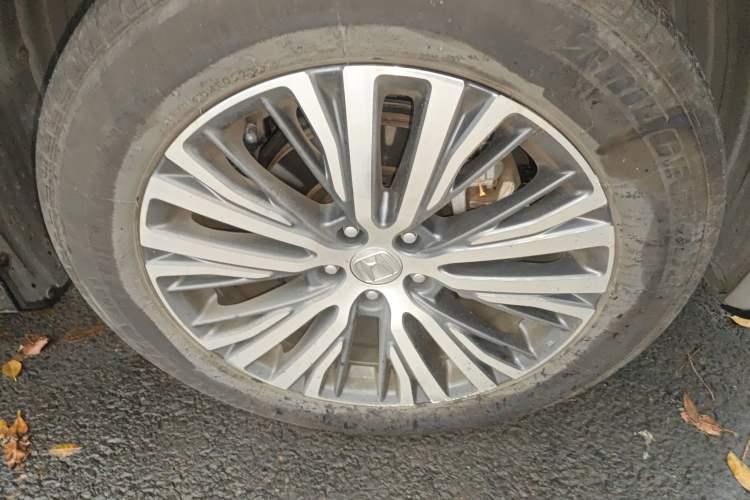 Used Honda Avancier 2022 240TURBO Two-Wheel-Drive Limited-Edition Commemorative Version Right Front Wheel Hub