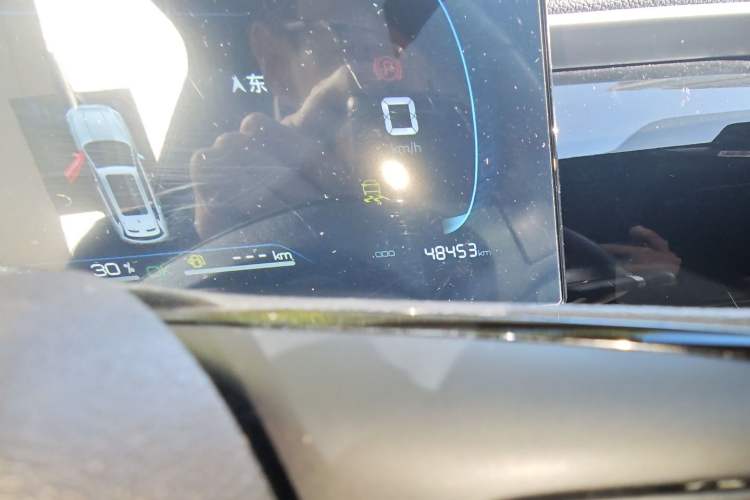 Used BYD Song Pro New Energy 2024 HONOR Edition DM-i 71KM Navigation Model Odometer Close Up