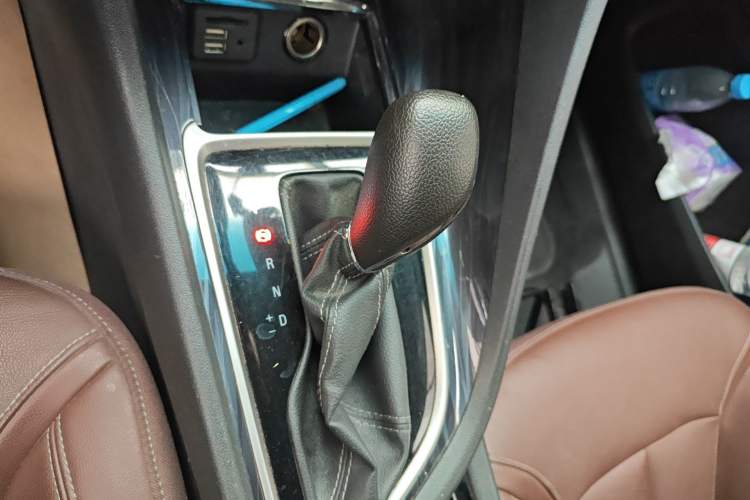 Used Buick GL6 2019 18T 6-Seater Connected Luxury Version China V Standard