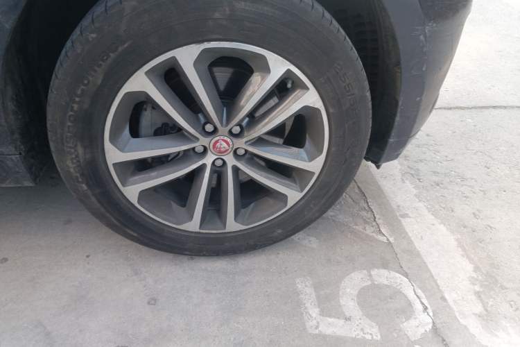 Used Jaguar F-PACE 2019 2.0T All-Wheel Drive R-Sport Sport Edition
