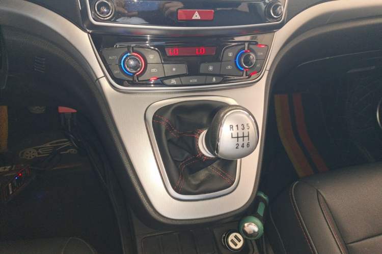 Used Haval M6 2019 1.5T Manual Two-Wheel Drive Elite Version China VI Standard
