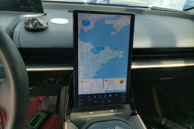 Used Toyota bZ3 2023 517 km Elite PRO Audio And AC Panel