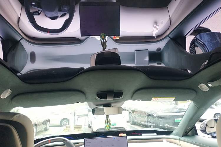 Used Xiaomi Auto YU7 2025 Ultra-Long Range High-Performance All-Wheel-Drive Max Edition