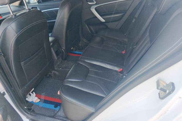Used Geely Auto Emgrand 2017 Sedan Million Edition 1.5L Manual - Upward Version