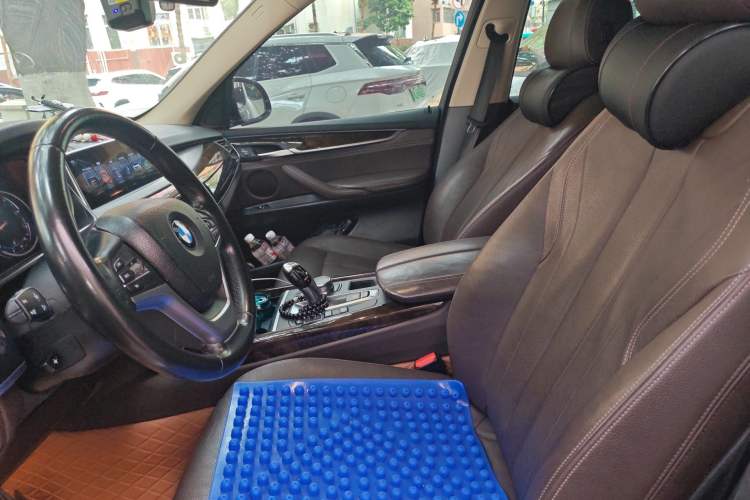 Used BMW X5 2015 xDrive28i
