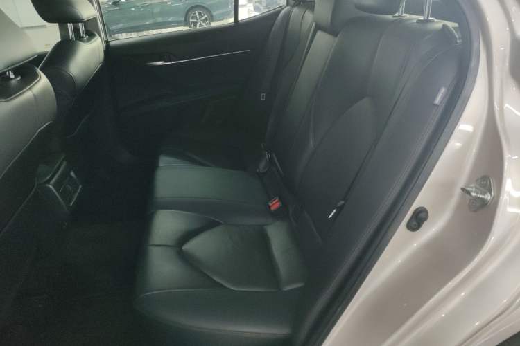 Used Toyota Camry 2019 2.5G Luxury Edition China VI Standard