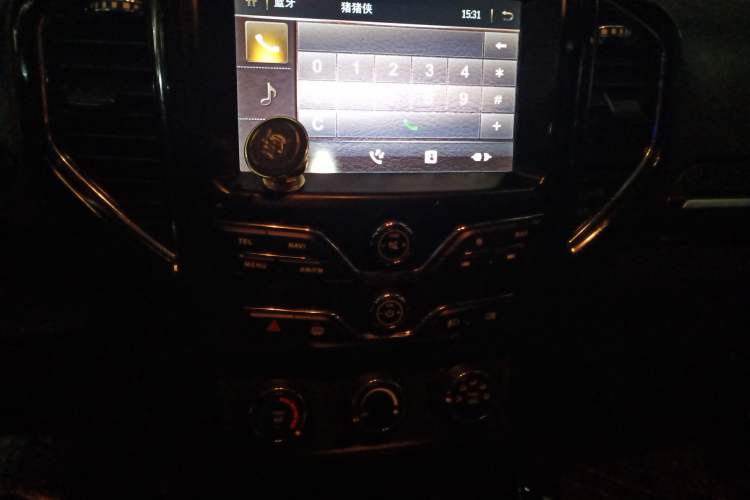 Used Land X8 2017 2.0T Diesel 4x2 Luxury Edition