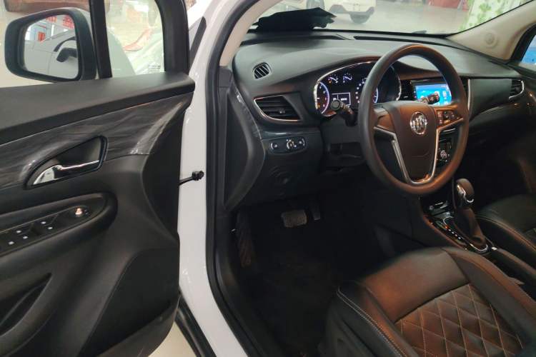 Used Buick Encore 2017 18T Automatic Two-Wheel Drive Urban Leading Model