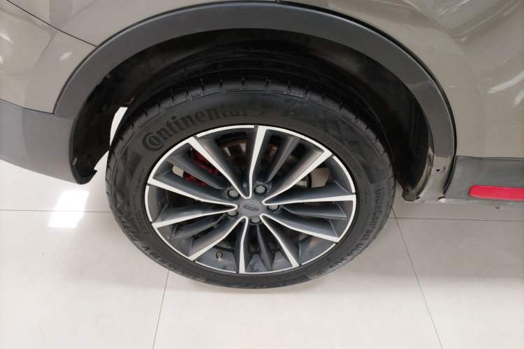 Used Geely Auto Emgrand X7 Sport 2021 1.8TD DCT Two-Wheel Drive Asian Games Edition Right Rear Wheel Hub
