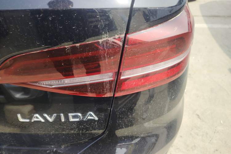 Used Volkswagen Lavida 2021 1.5L Automatic Fashion Edition
